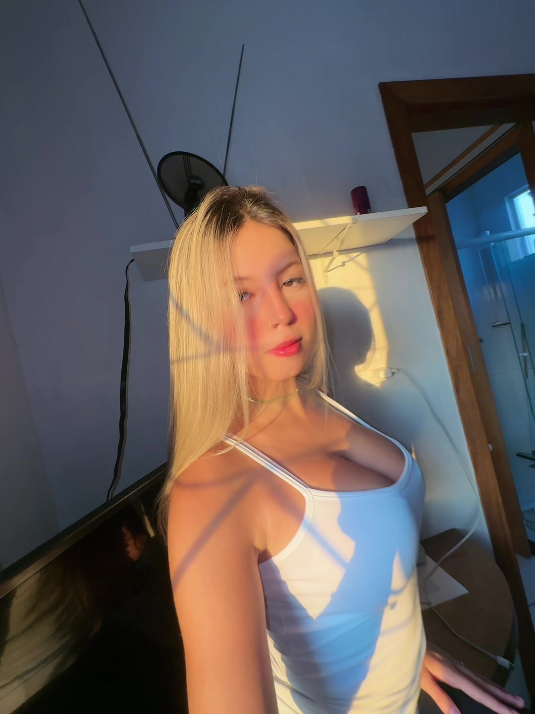 @lindseyy