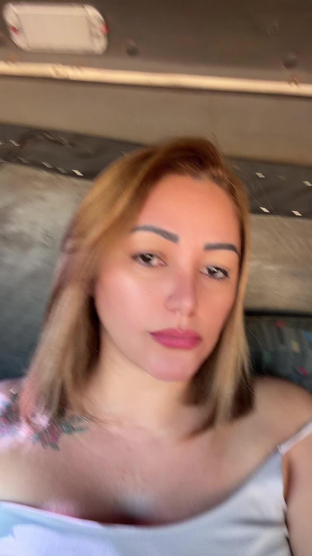 @Mulher de opinião formada