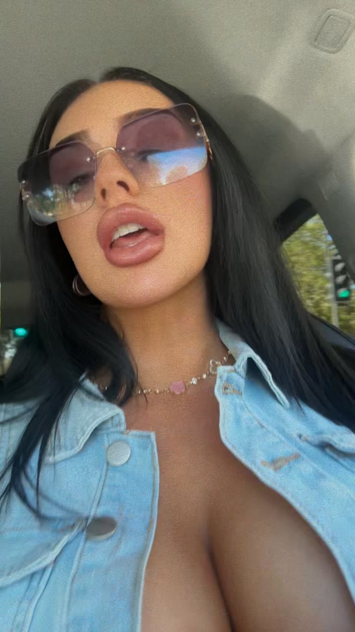 @JADE MARIE