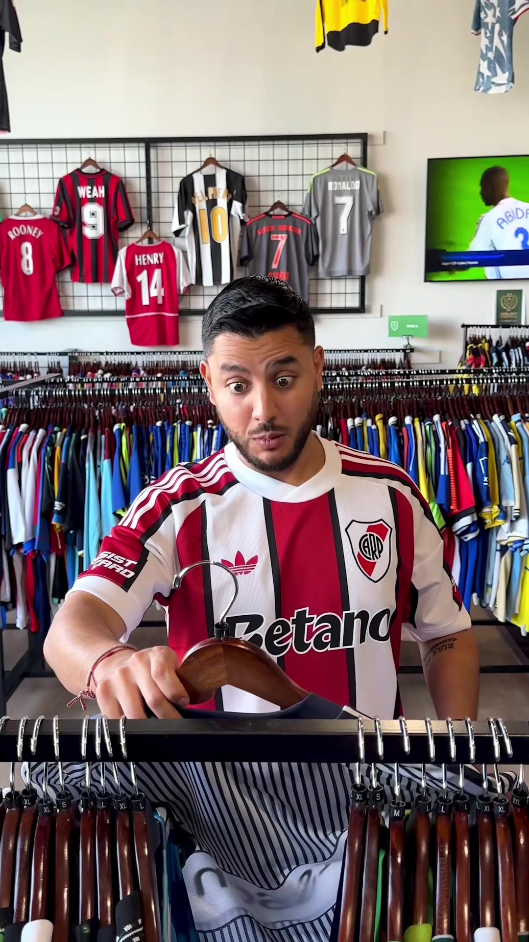 @Classic Football Shirts