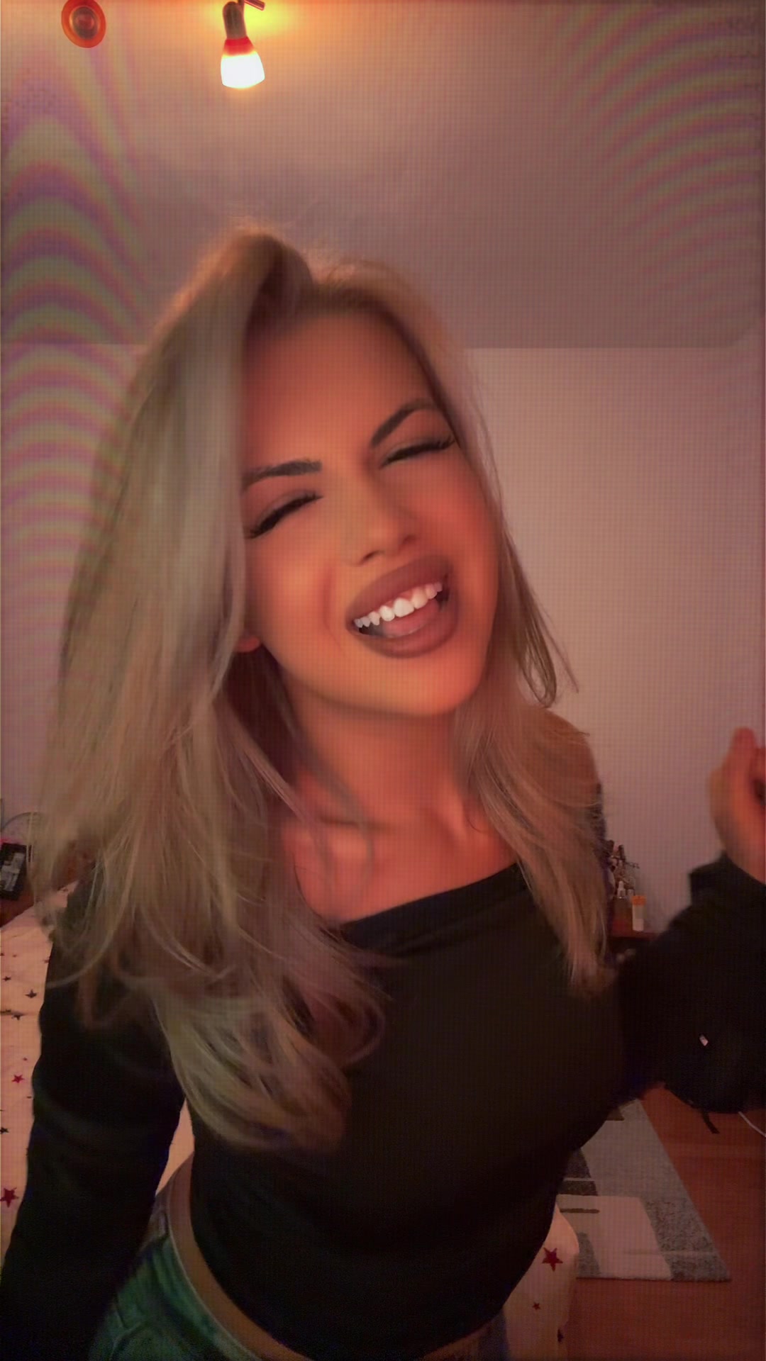 @Iulia🎀