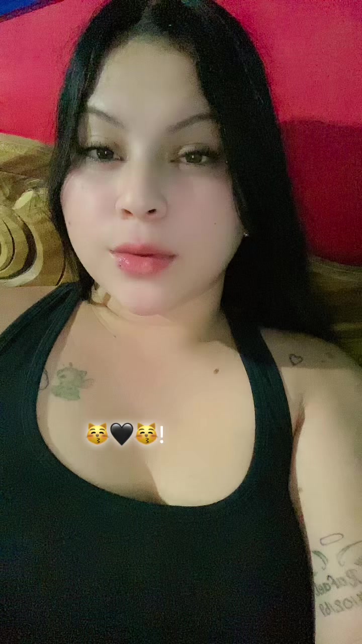 @👅KENIA