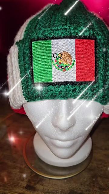 @Masked Crochet Queen 🧶🌶 🔪