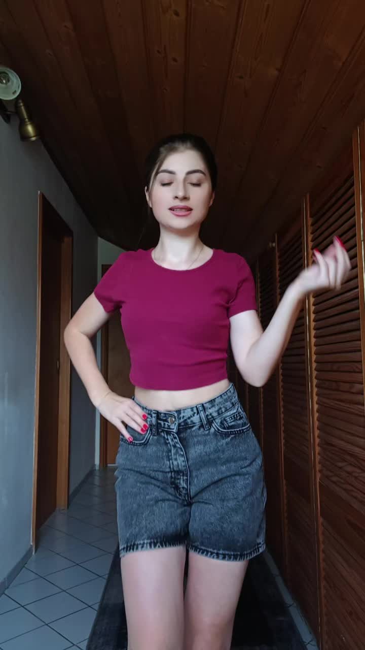 @Elena18🌺