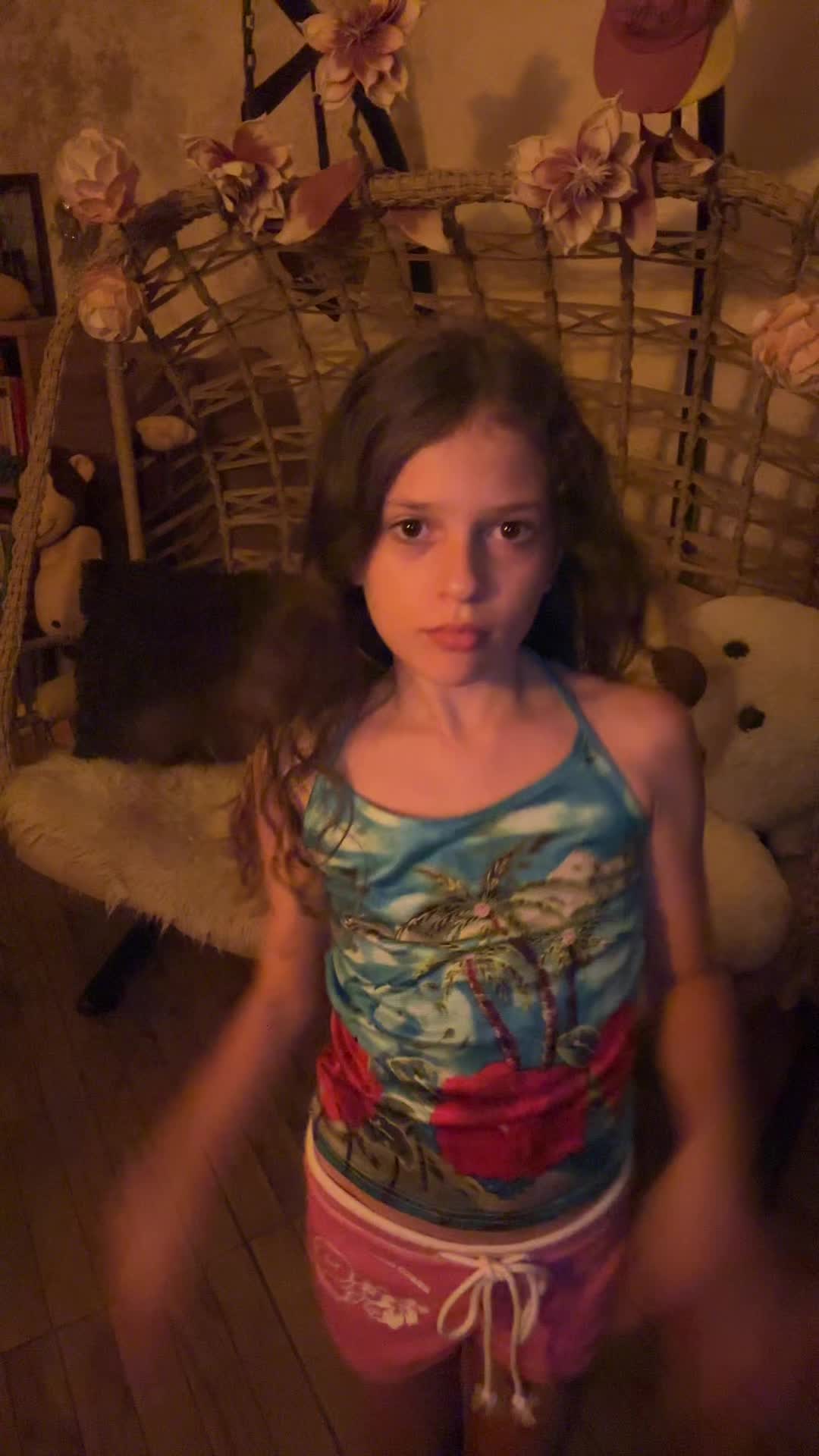 @𝓥𝓪𝓵𝓮𝓷𝓽𝓲𝓷𝓪_🌺