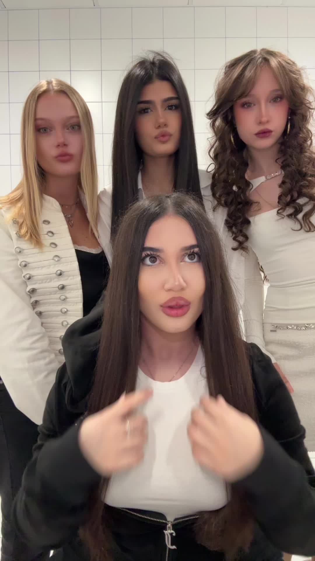 @Алитишка