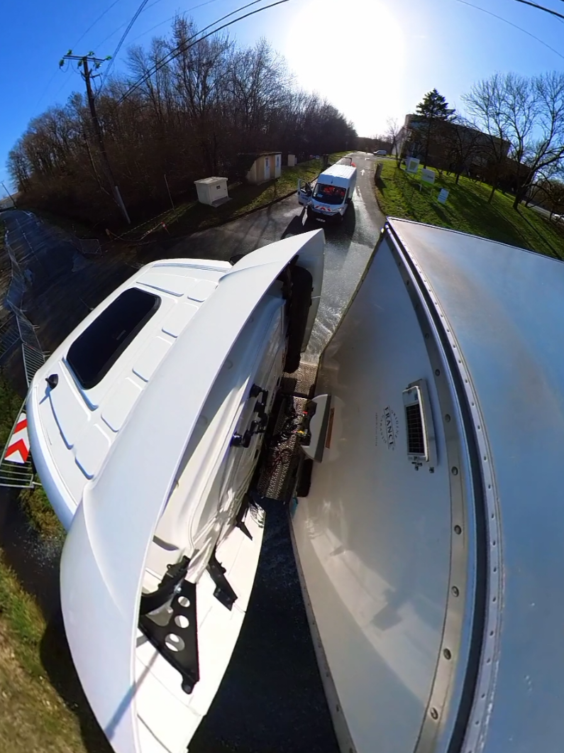 @UN ROUTIER