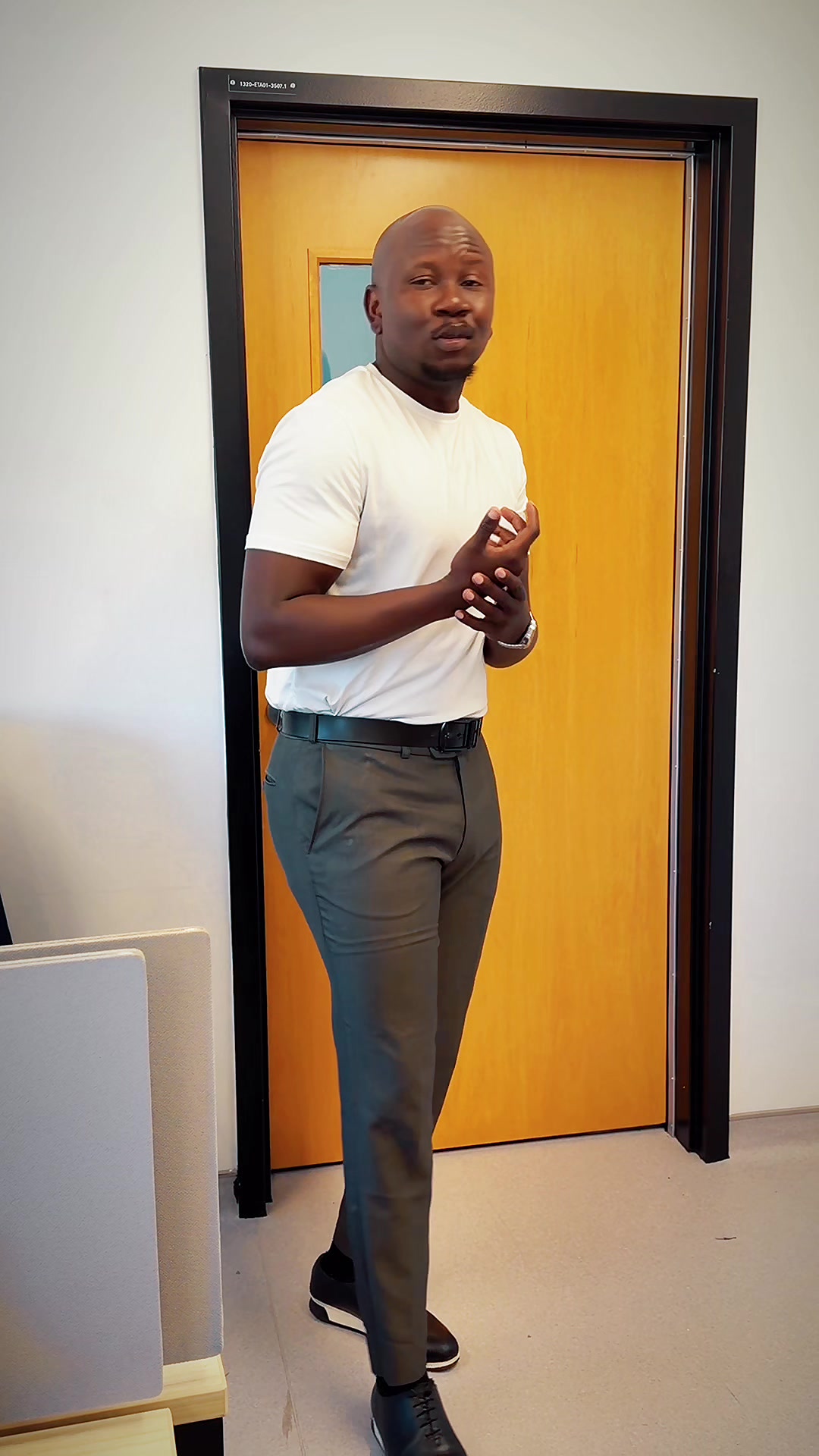 @L&eacute;o Papy Benam 🇨🇫