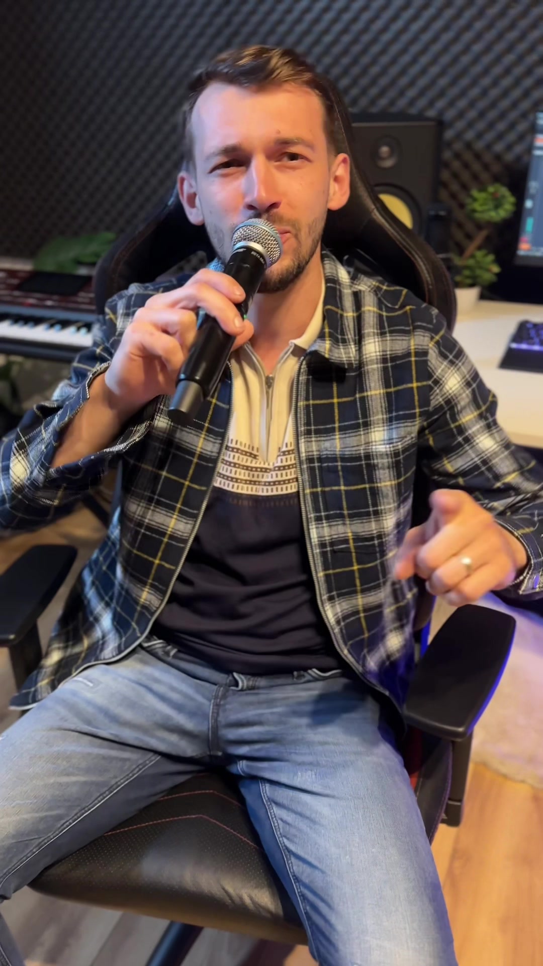 @Adi Ardelean Oficial