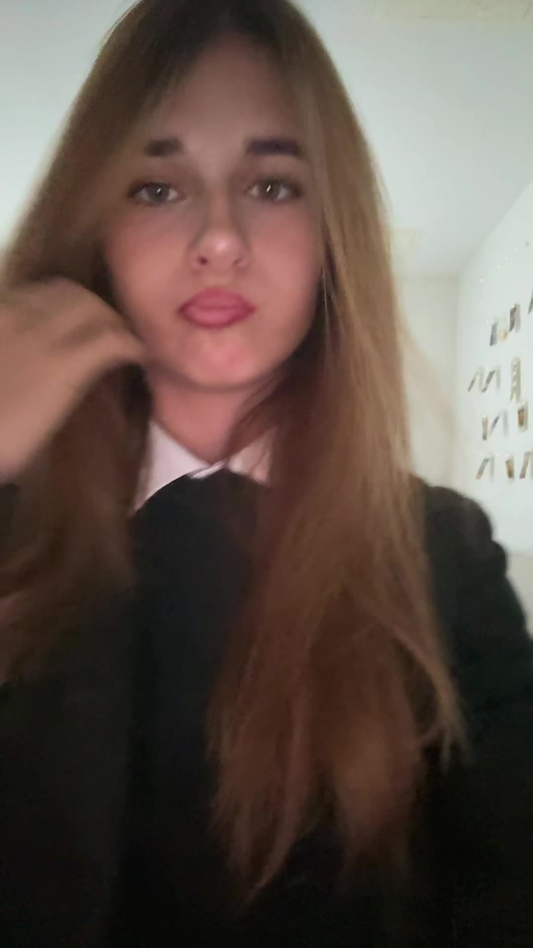 @ℒ𝒾𝓏𝓏𝓎