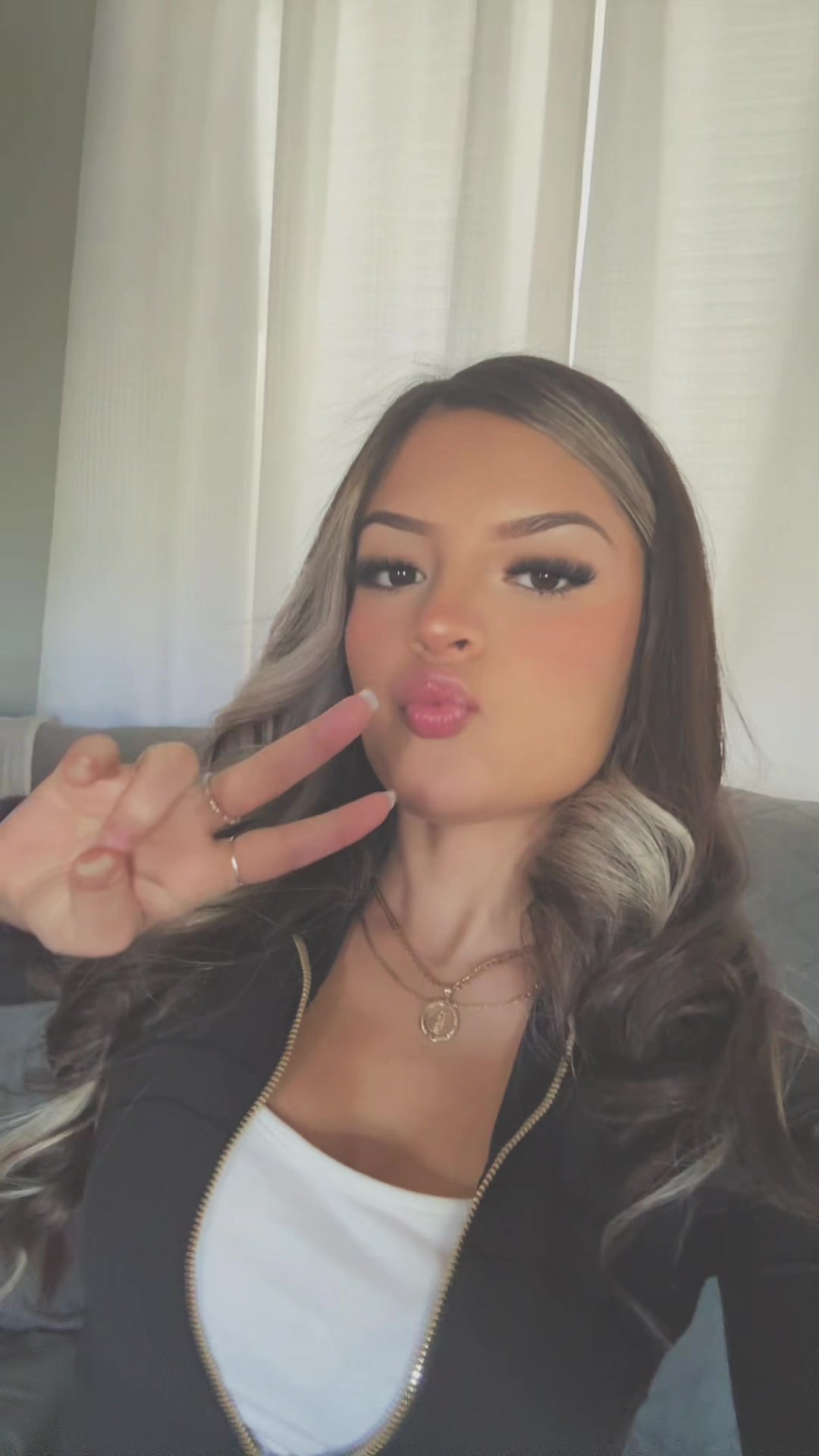 @𝒫𝒶𝑜𝓁𝒶 💋