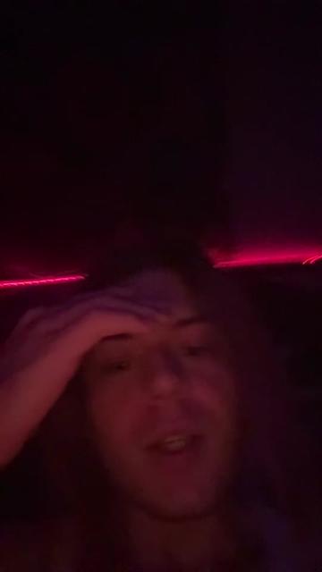 @lilh0m0fr