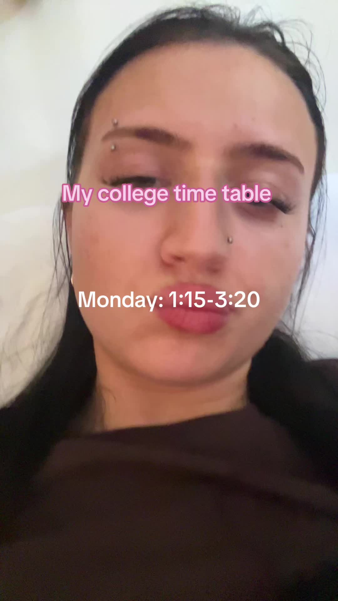 @HOLLIE BARRATT