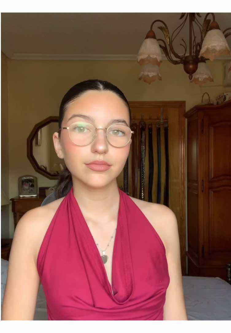 @V𝐢𝐜𝐭𝐨𝐫𝐢𝐚