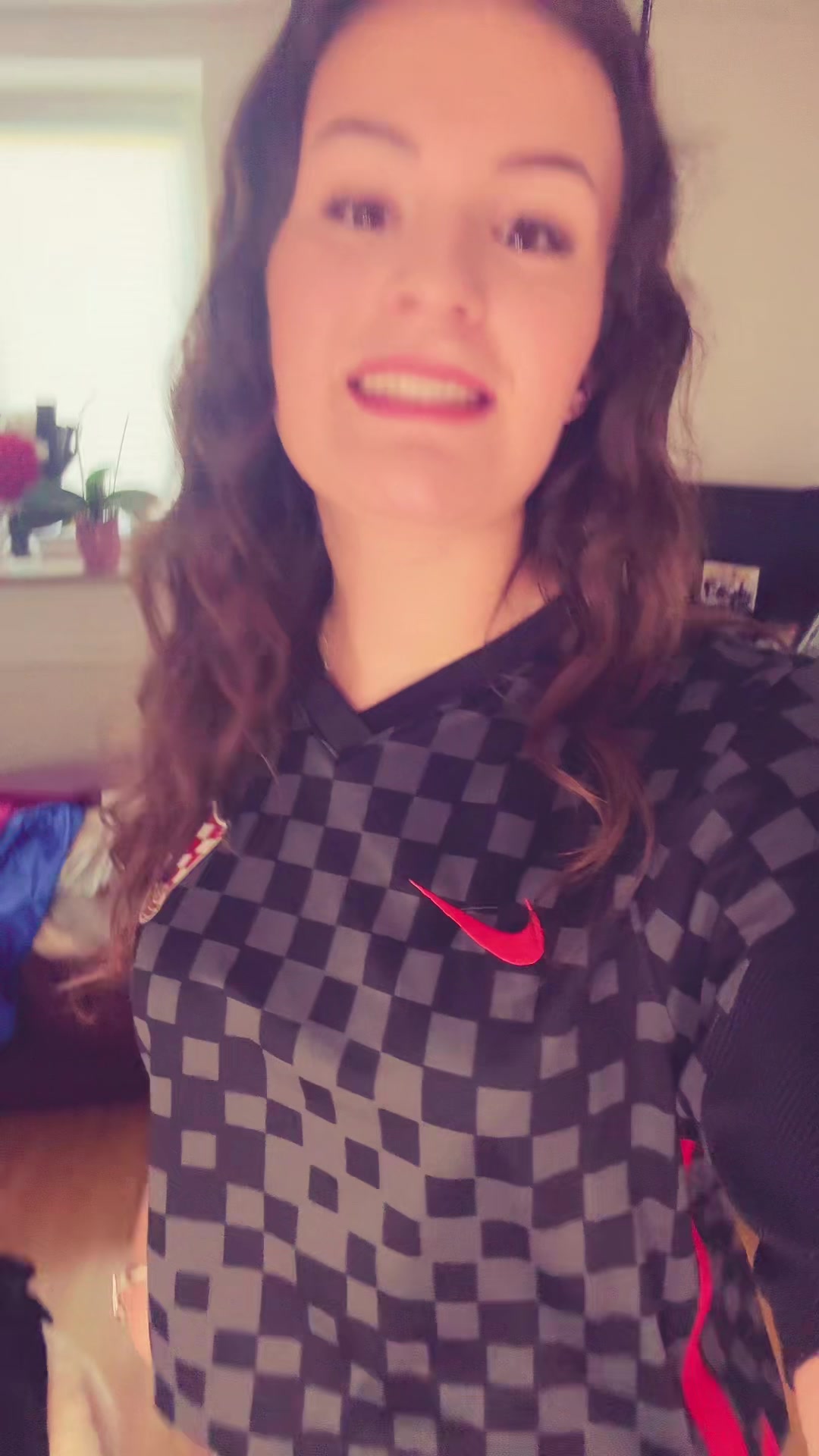 @Lara🇭🇷