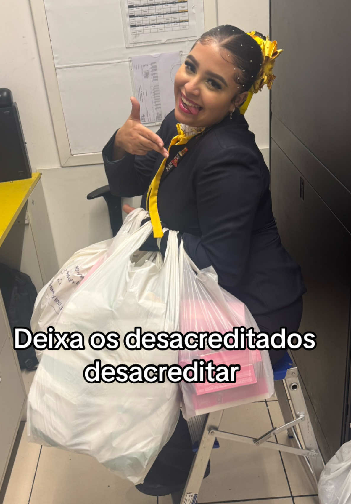 @Ana&ensp;Carolina💛terrinha💛