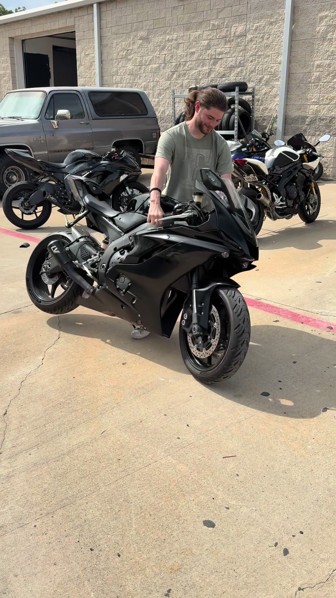 @MotoBros