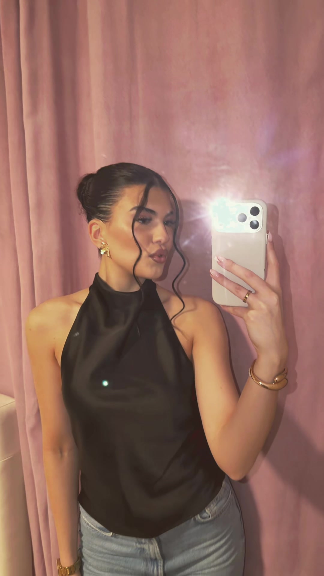 @𝐋𝐚𝐫𝐢𝐬𝐚