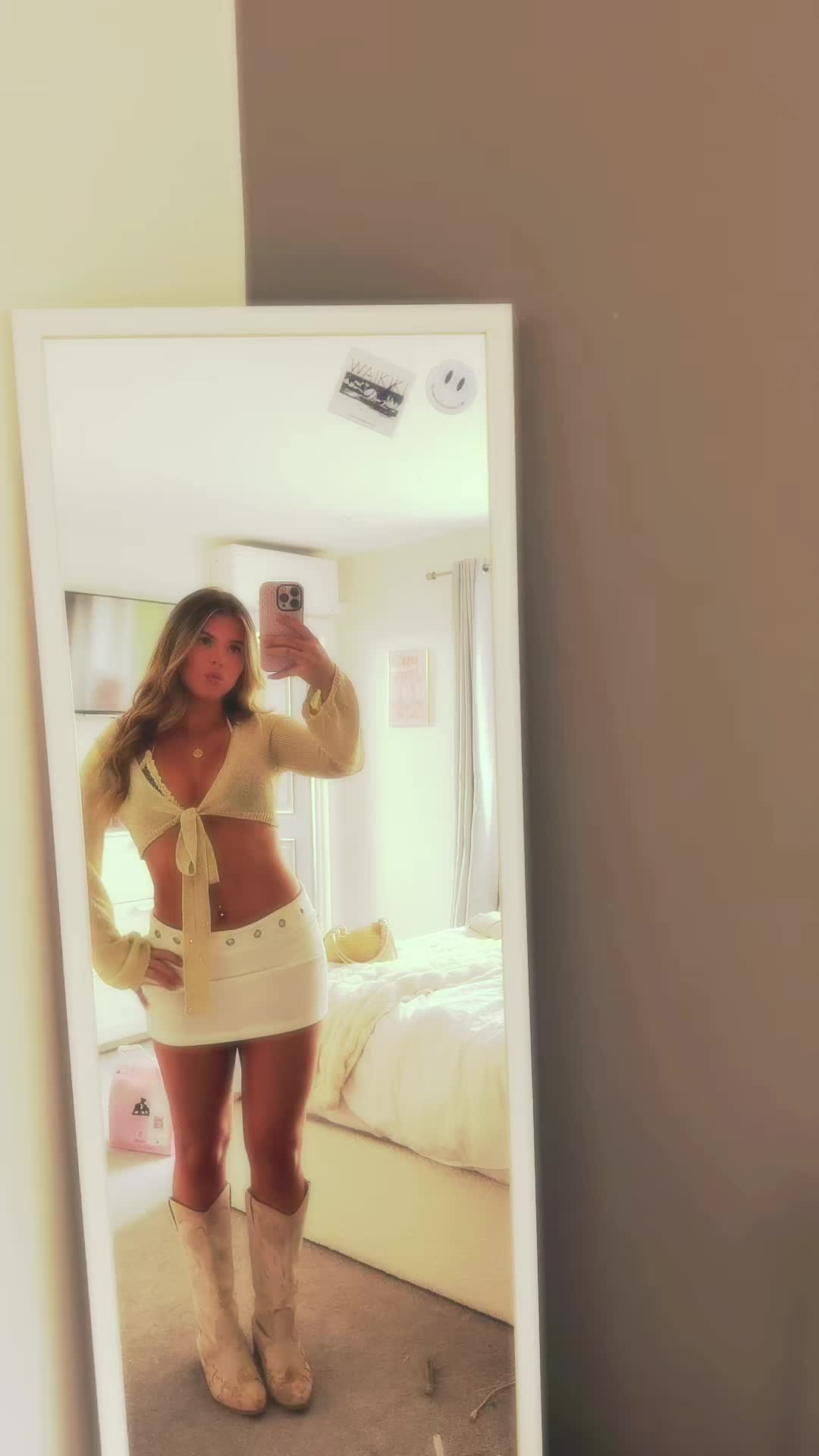 @sophiaphilips_