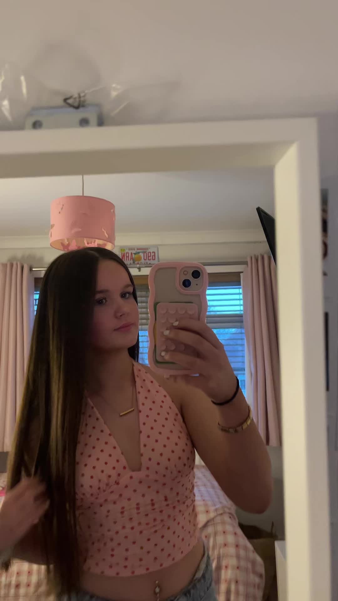 @caoimheolynn
