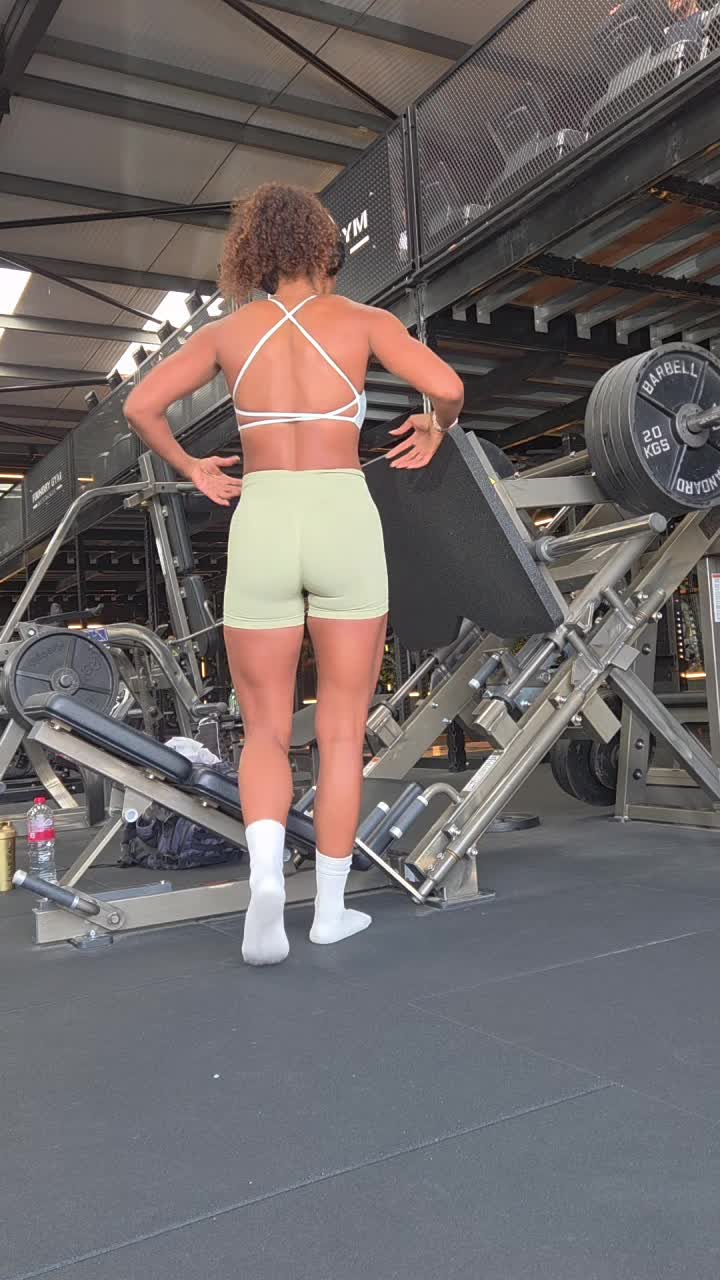 @balancefittwithnia