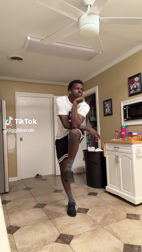 @XO