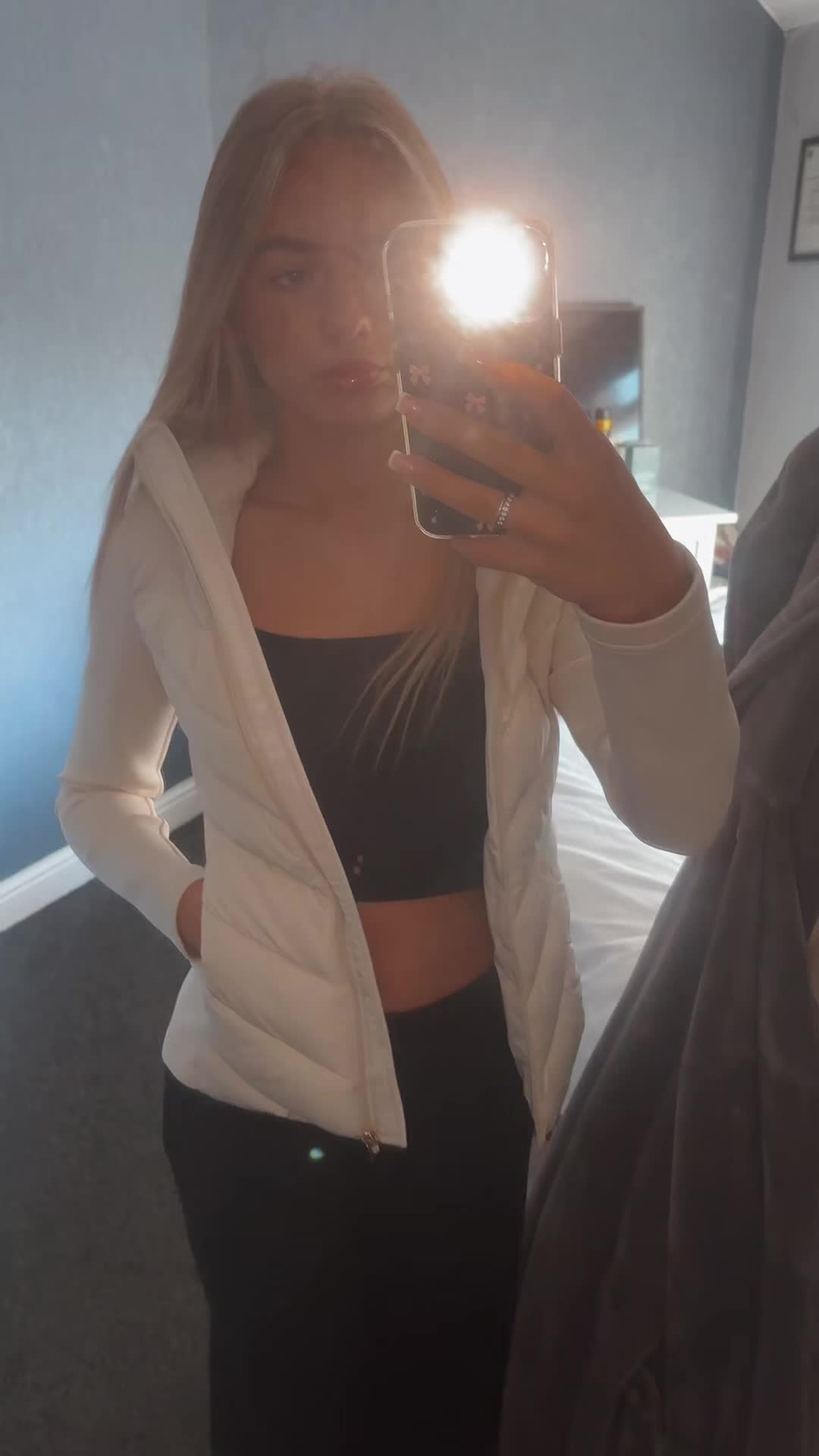 @skyedagless1
