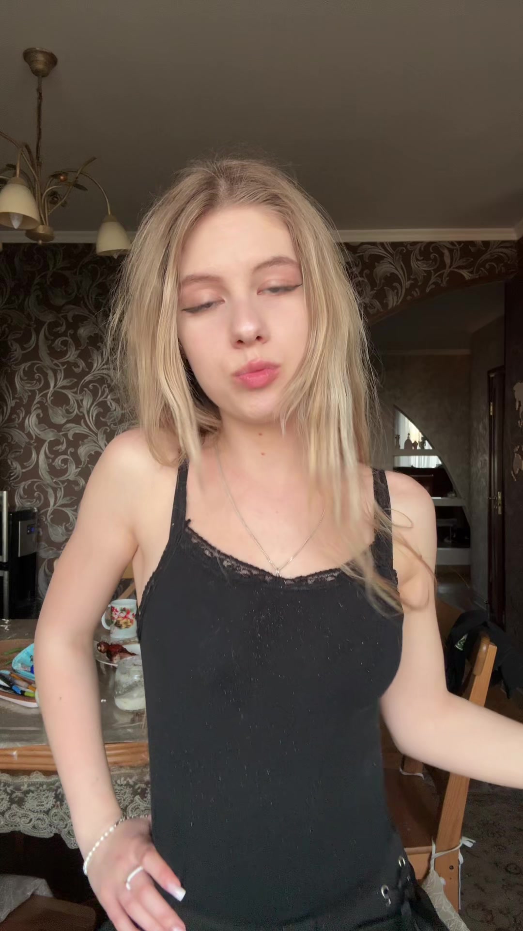 @Никуша
