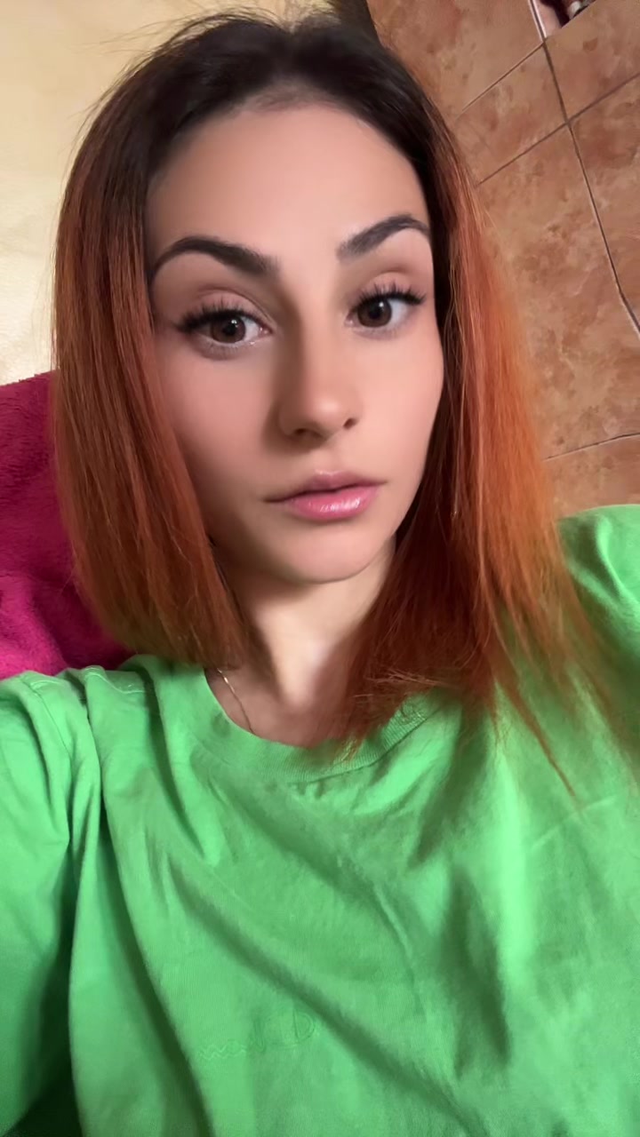 @AnaMaria18