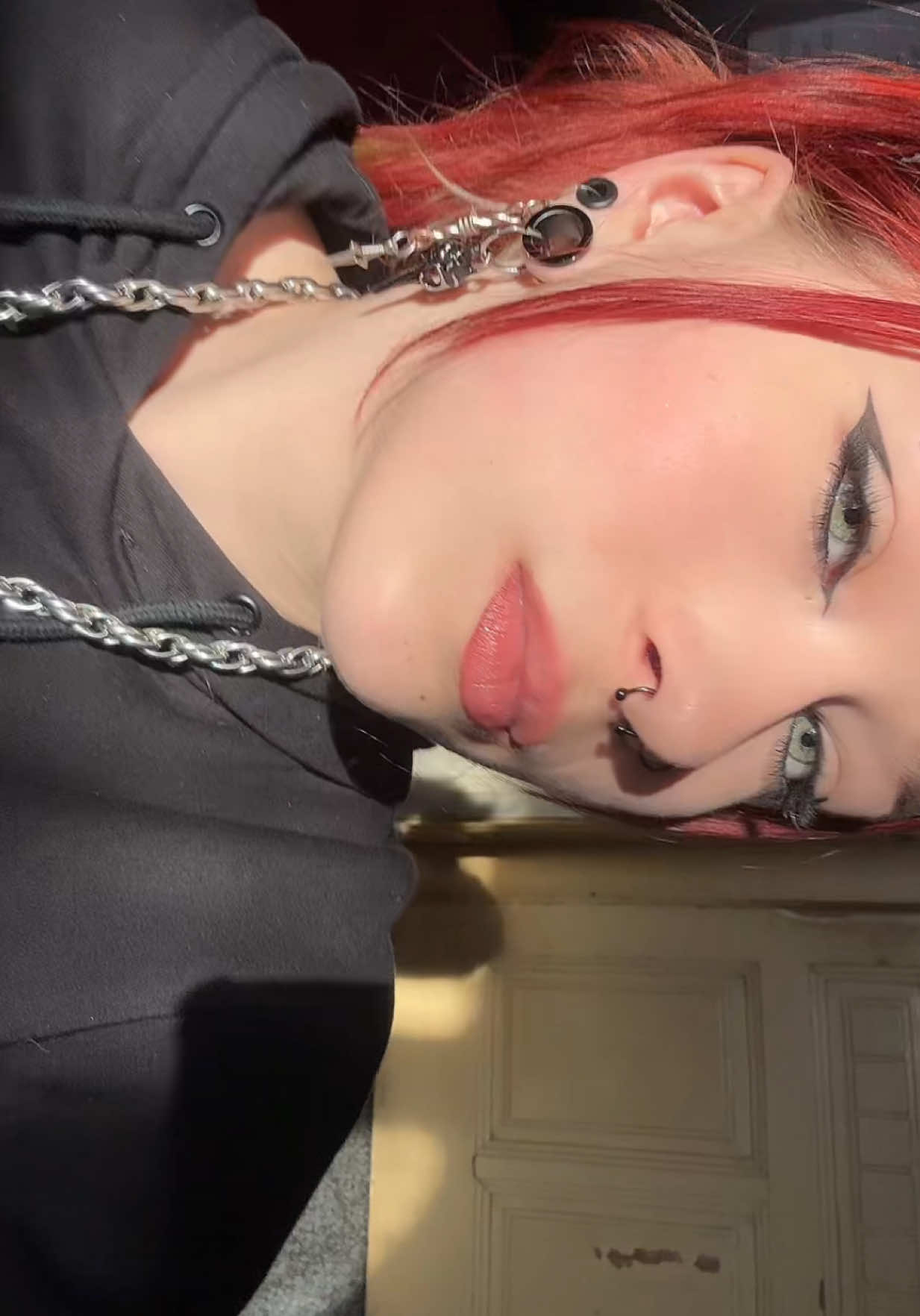 @LEONKA<3
