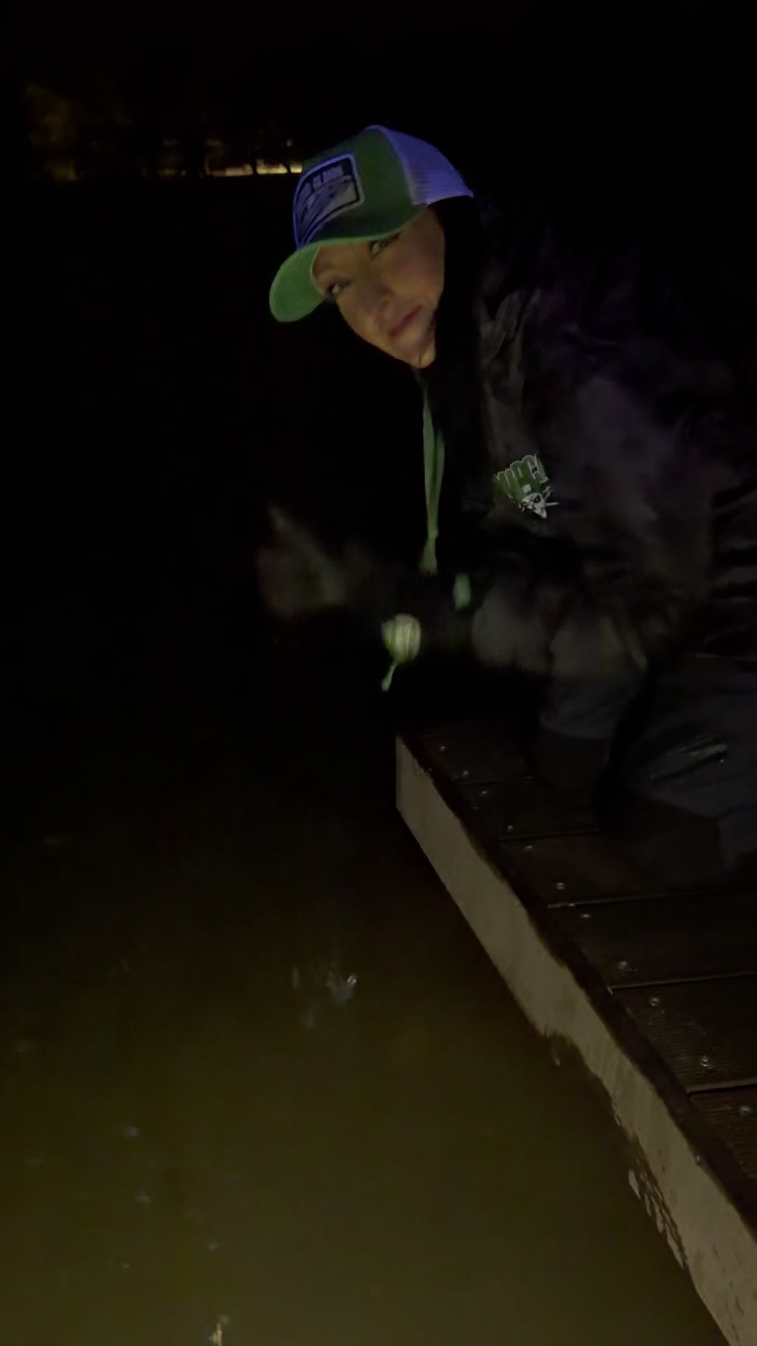@Erika_fishing💚🖤