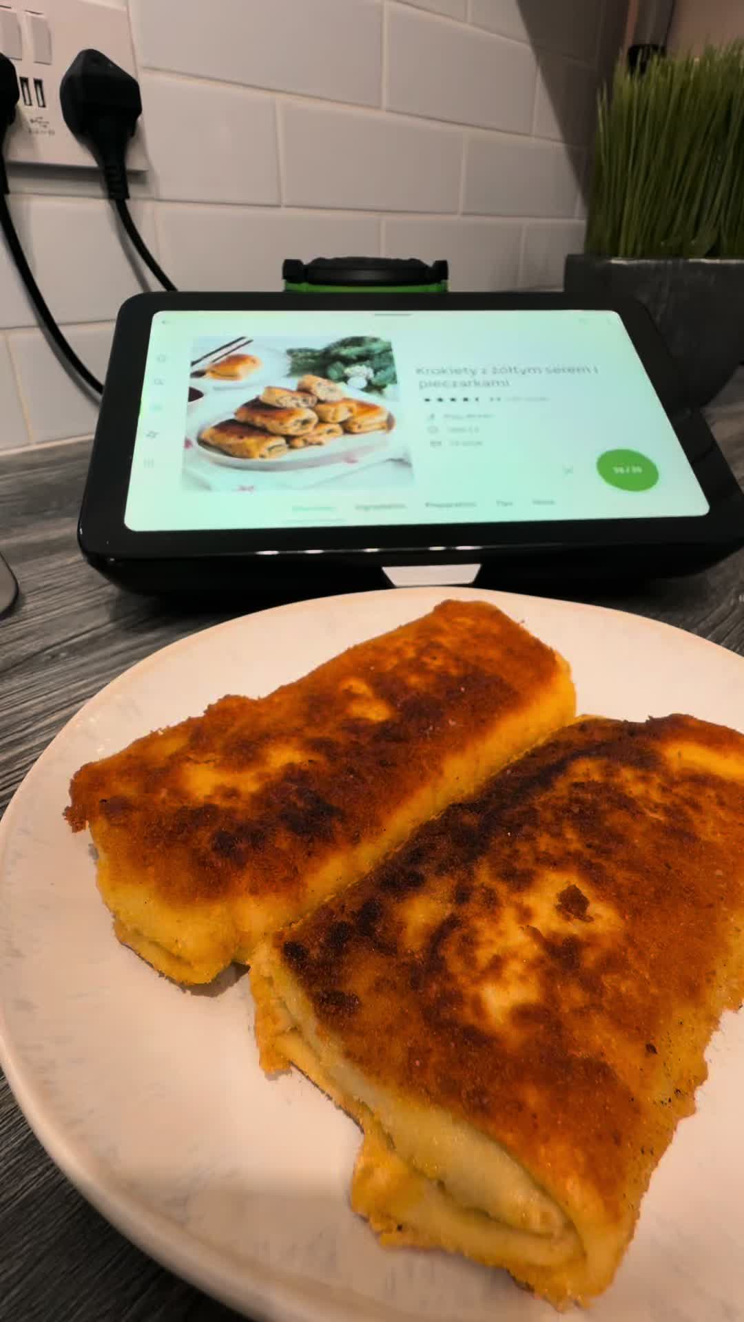 @Sebastian Thermomix UK