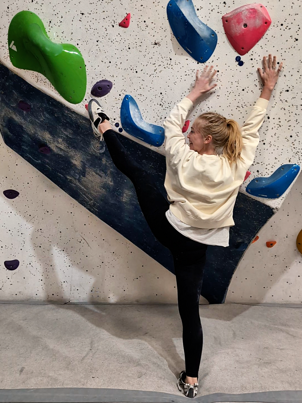 @Average Sam. Box/Boulder/Yoga