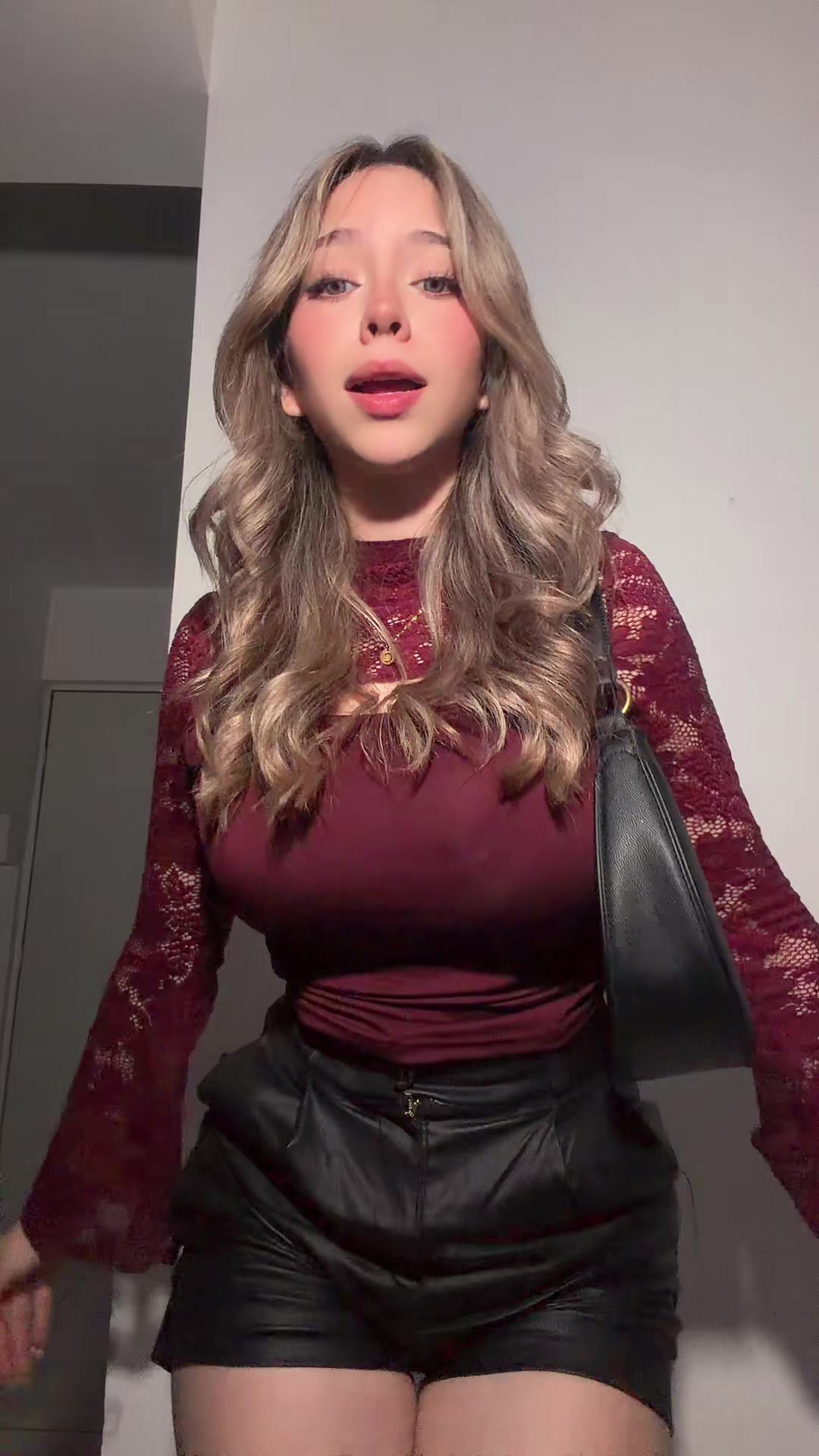 @Jatziry López