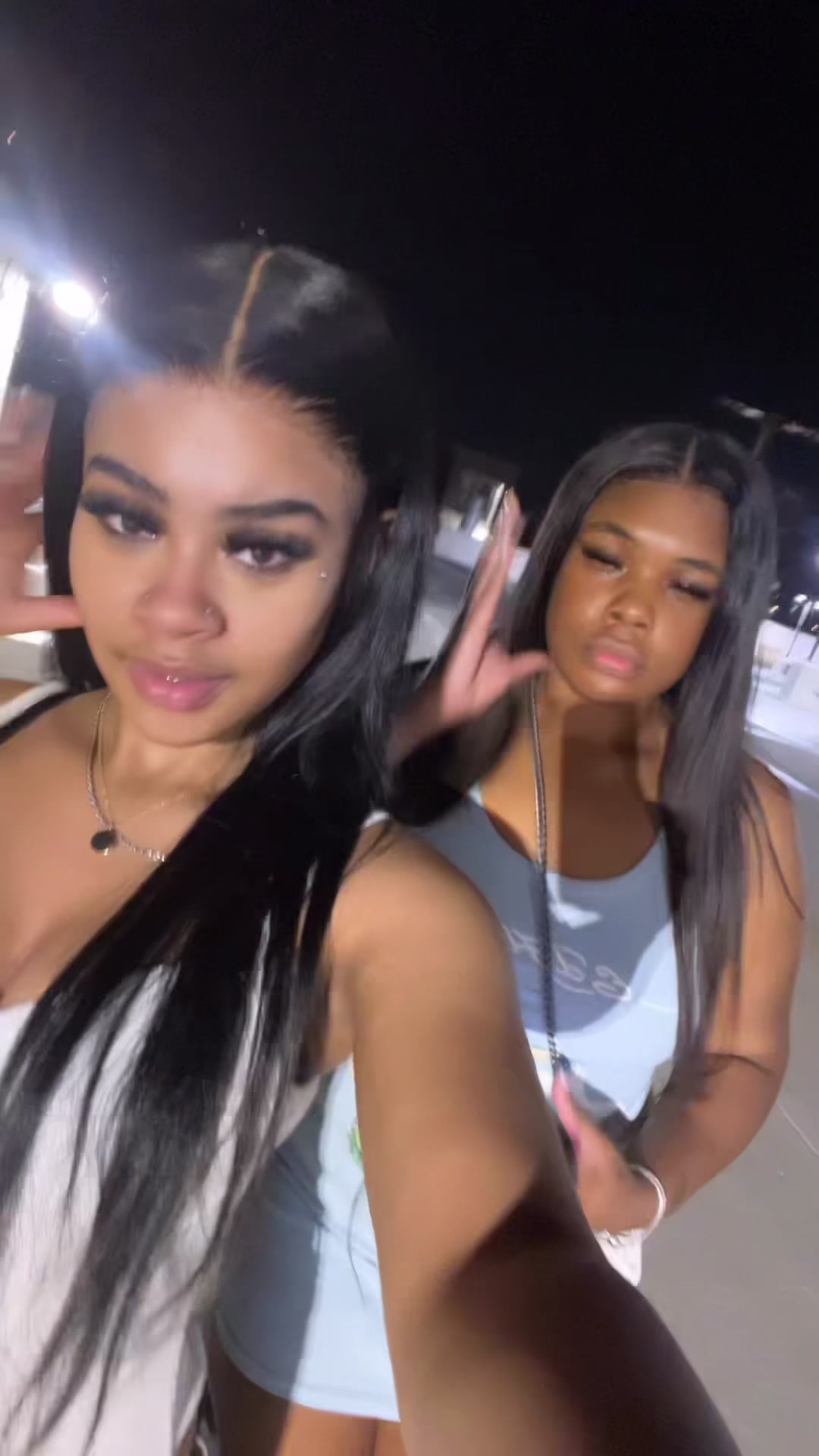 @Nyiaa😘 .