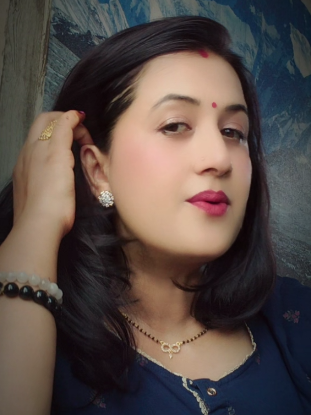 @Janu🧿