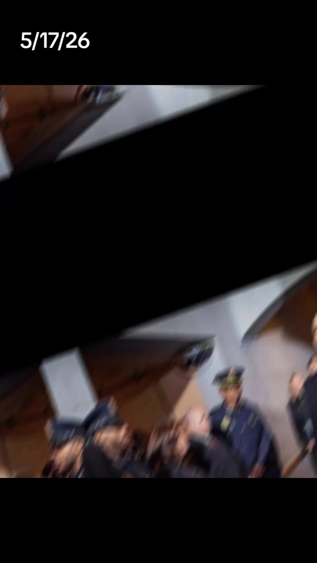 @812