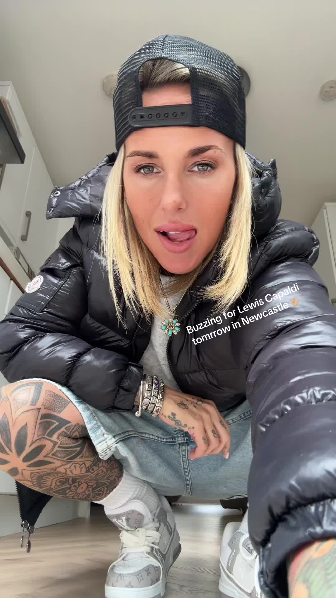@LauraKyle🤟🏼🌈