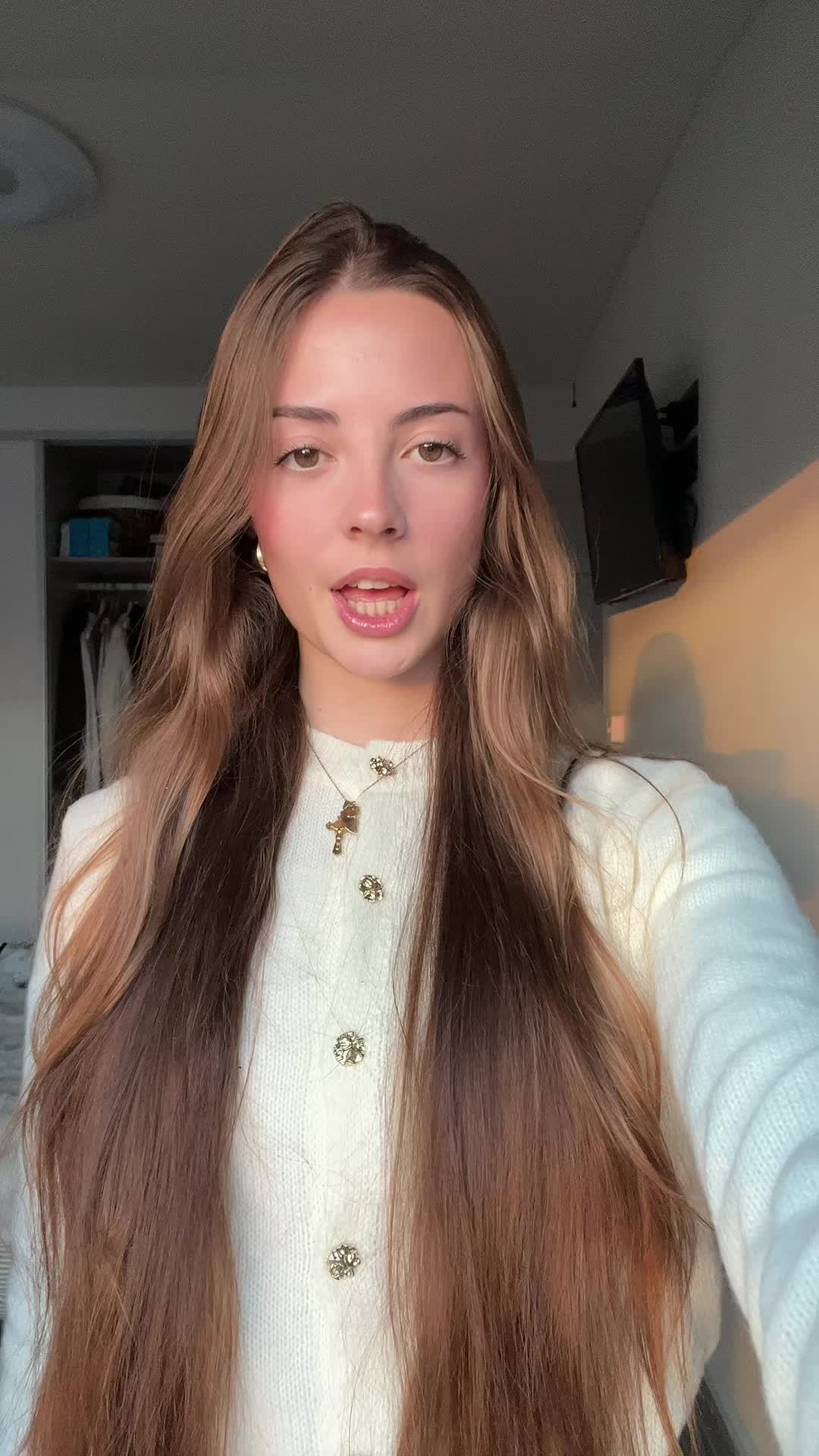 @angela