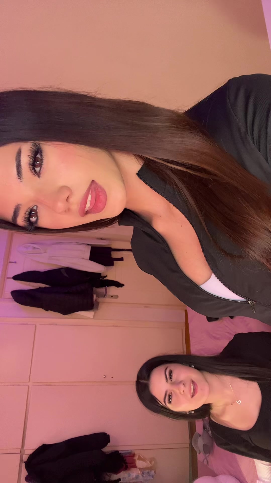 @𝔁𝓻𝓲𝓼𝓼