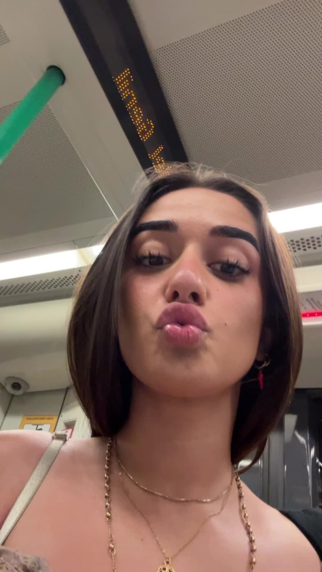@ᴹ ᴹ ᴹ