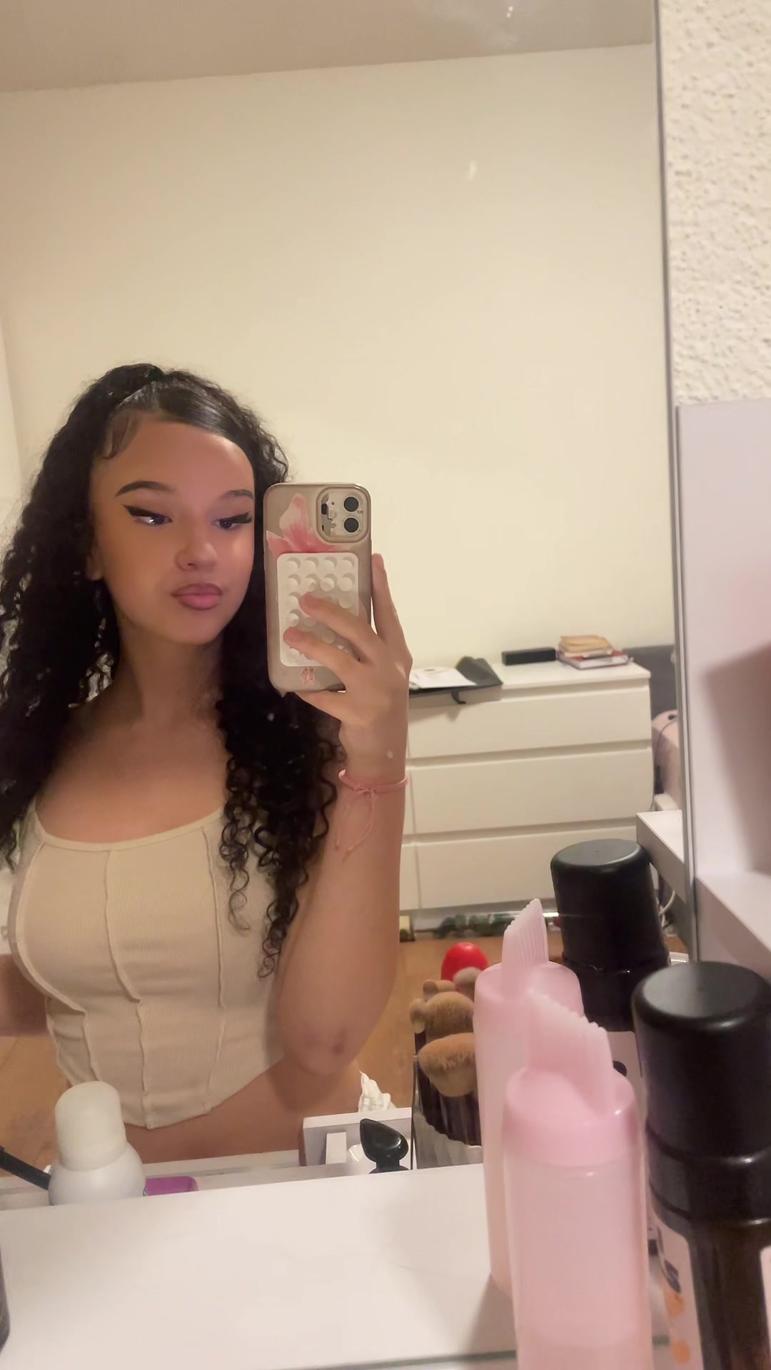 @shaniagarciaaaa
