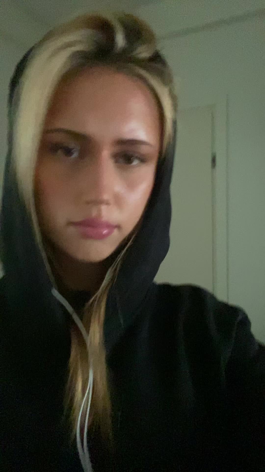 @maria