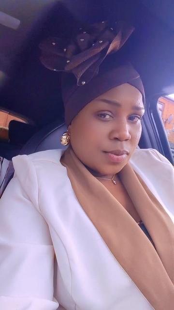 @favour_follow_me