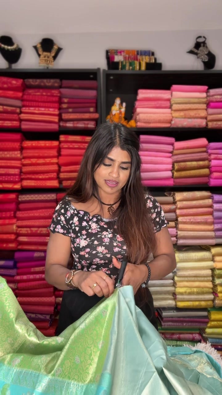 @Arishaa Sarees