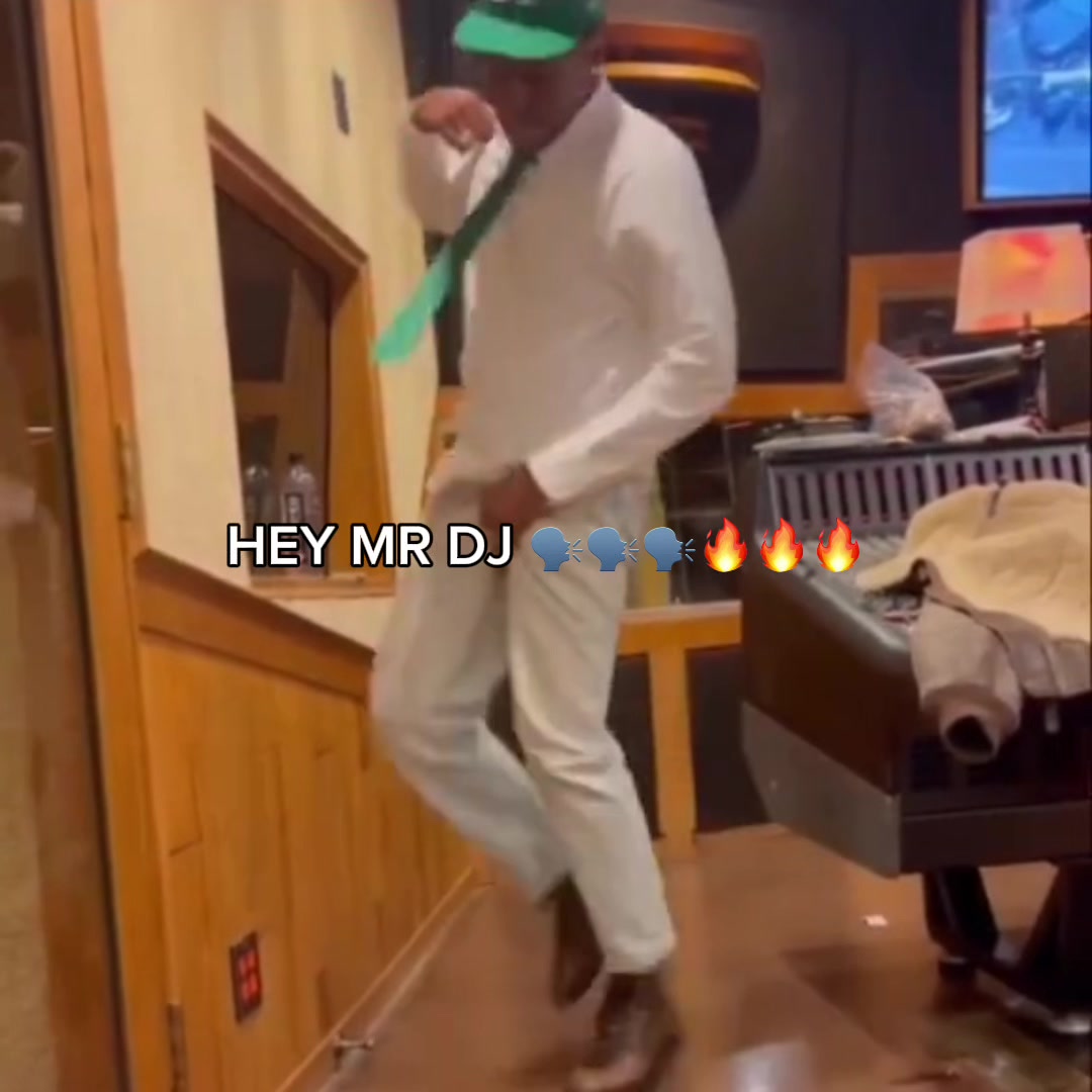 @๐ต๐๐๐ ๐๐๐ฑ๐๐ข๐ณ๐๐๐๐๐