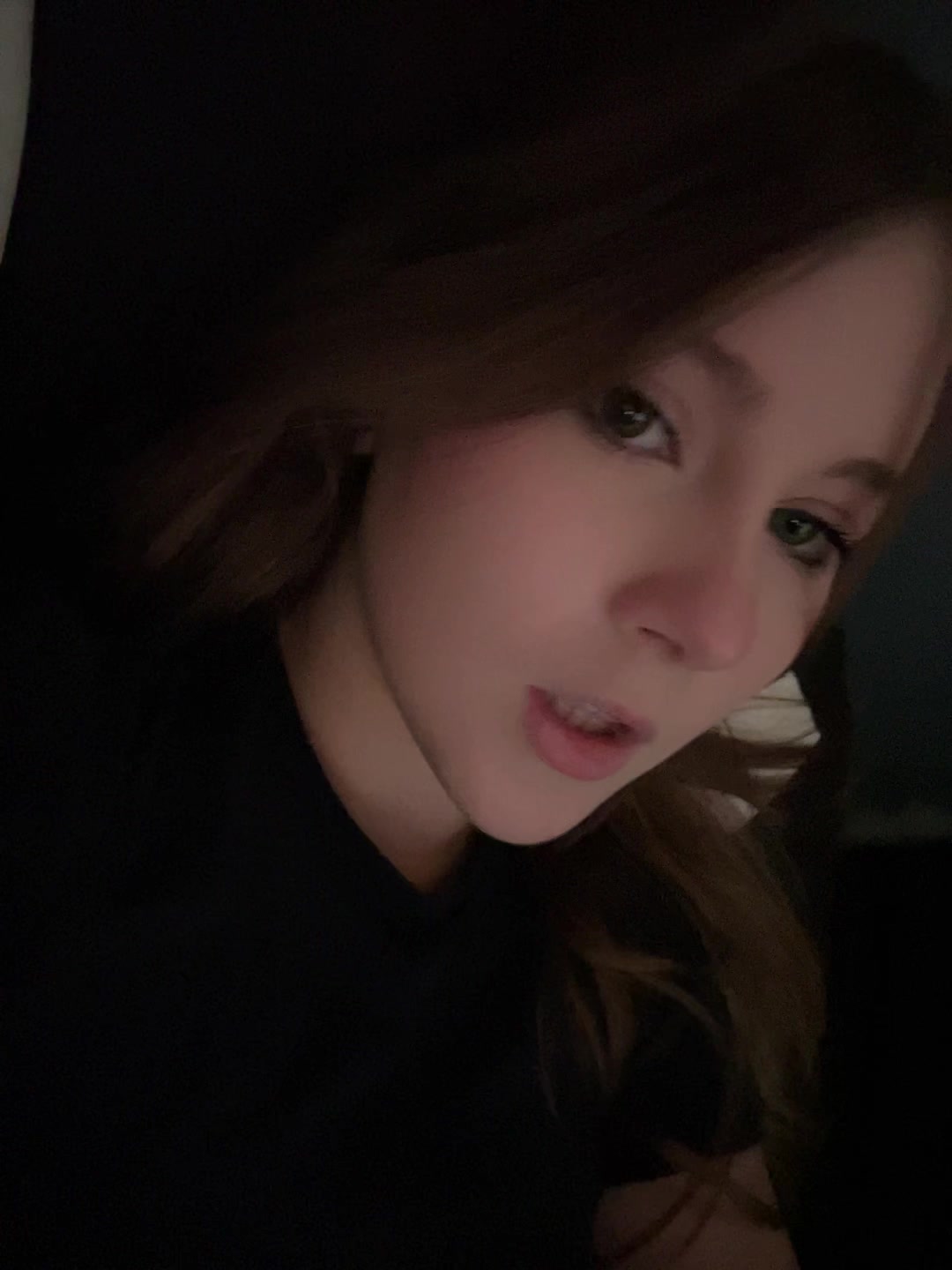 @sanyaaqxi