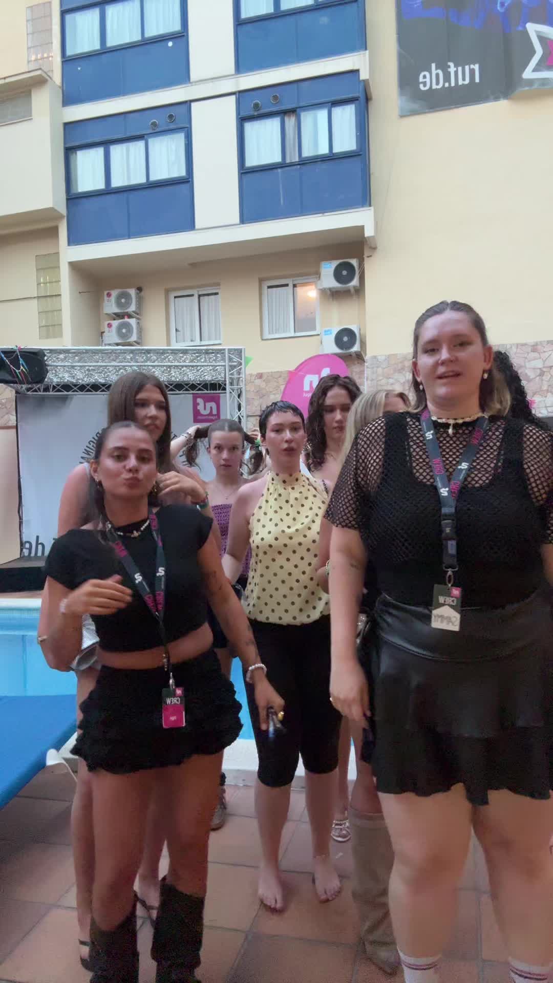 @AYLINSPI