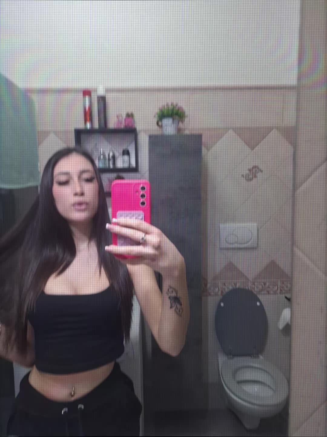 @𝑨𝑳💋