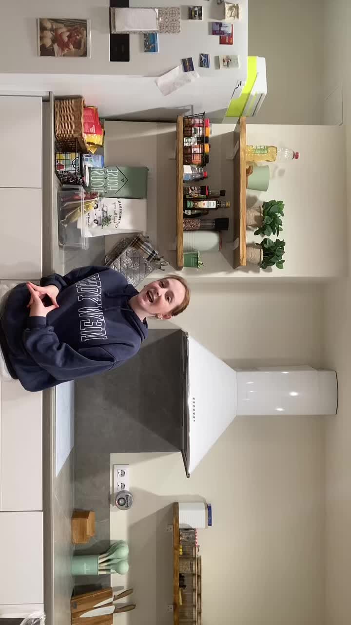 @Juu🍞
